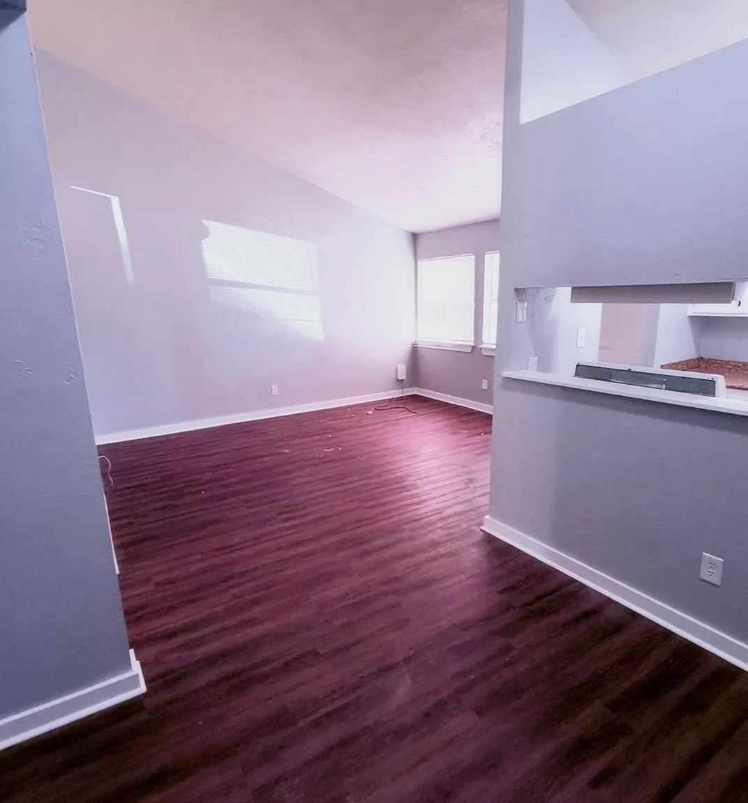 2 bed, 850 sqft, $1,400 — Photo 3