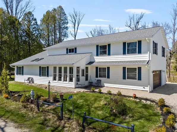 W1518 Draayers COURT, Oostburg, WI 53070