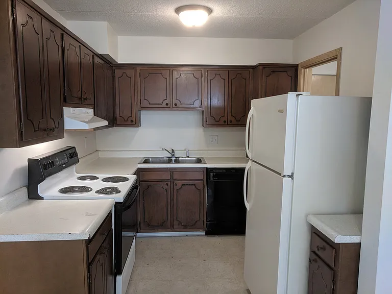 John Snell Apartments — Photo 11