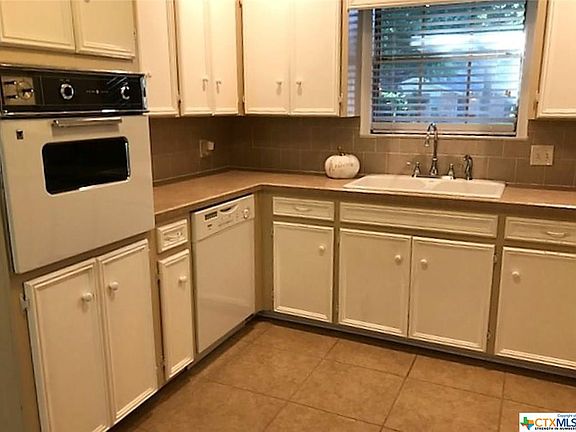 4th image of 3405 Chaparral Dr
