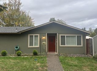 13443 Crater Lake Ct NE, Aurora, OR 97002