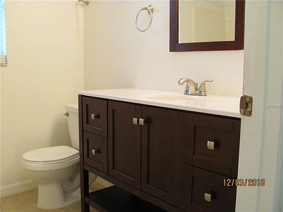 5th image of 124 Holloway Ct
