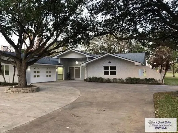 700 Palm Valley Dr W, Palm Valley, TX 78552