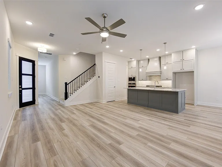 16032 Mason Run Dr — Photo 10