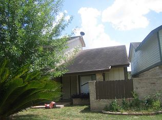 12107 Kemerton Dr, Houston, TX 77099