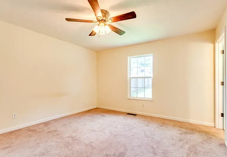 505 E Emerald Ave — Photo 12