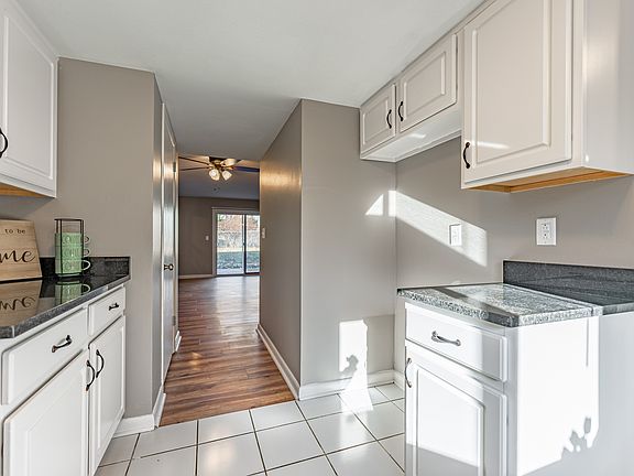 5th image of 4308 Lori Dr