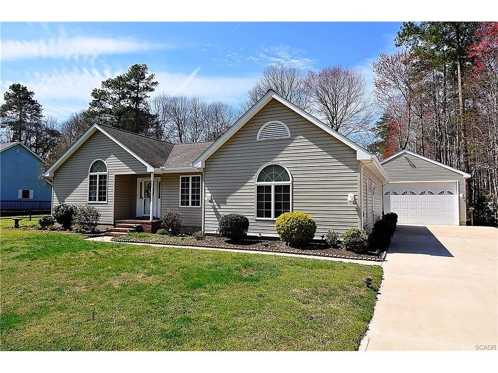 18 Foxwood Ct photo 1