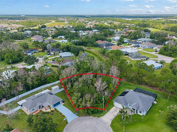 5th image of 5501 NW Chapel Ct