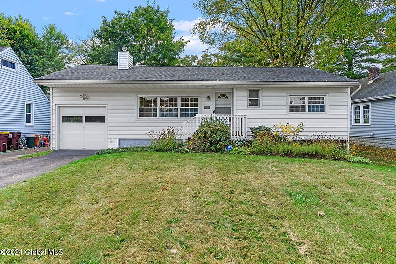 2nd image of 150 Marion Avenue
