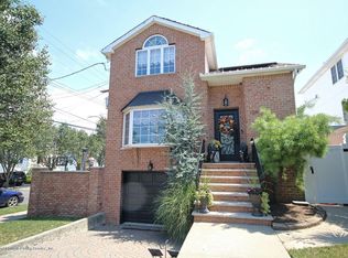 171 Hecker St, Staten Island, NY 10307