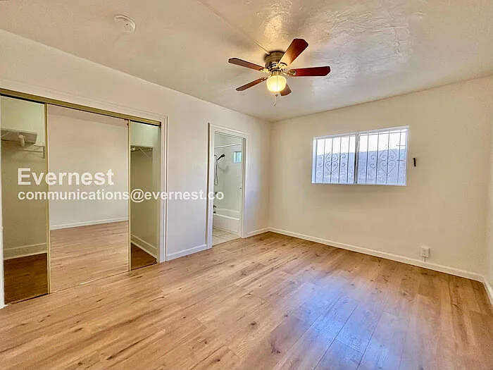 428 1/2 N Kingsley Dr — Photo 15