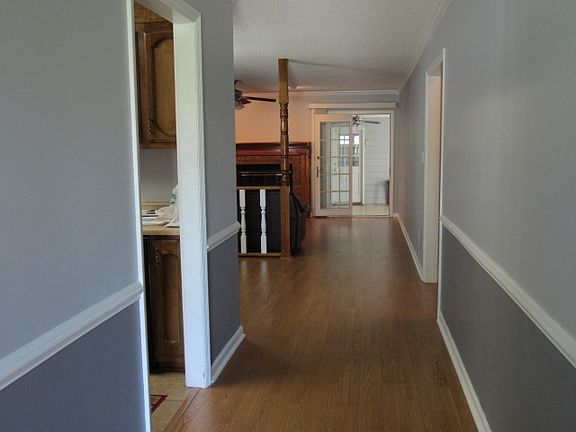 2nd image of 116 Williamsburg Ave