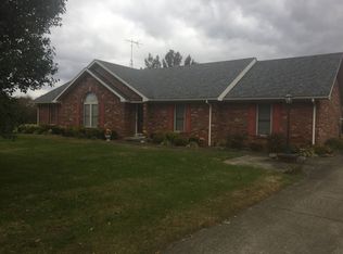 4990 Holy Cross Rd, Loretto, KY 40037