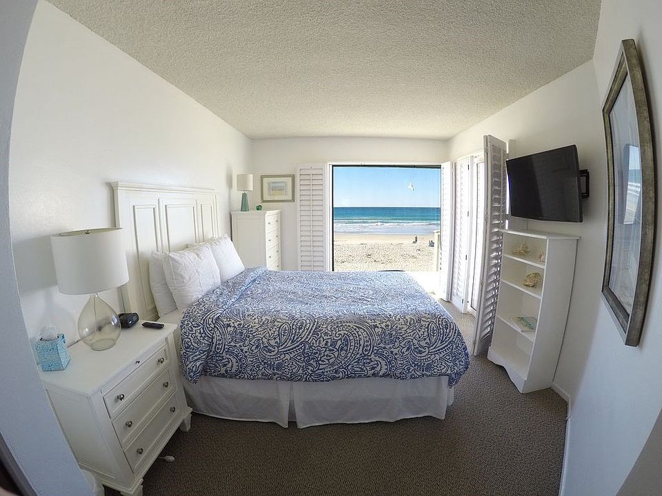 1st image of 3755 Ocean Front Walk Unit 10