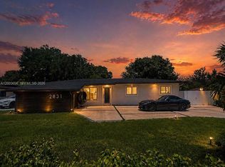 2831 NW 189th St, Miami Gardens, FL 33056