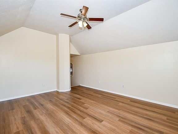 5th image of 1310 Lake Edinburg Ct