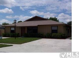 9191 W Highland Pines Dr, Palm Beach Gardens, FL 33418