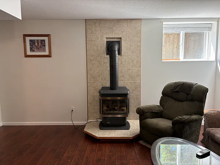 223 Saturna Dr — Photo 15