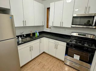 126 E 35th St #1F, Brooklyn, NY 11203