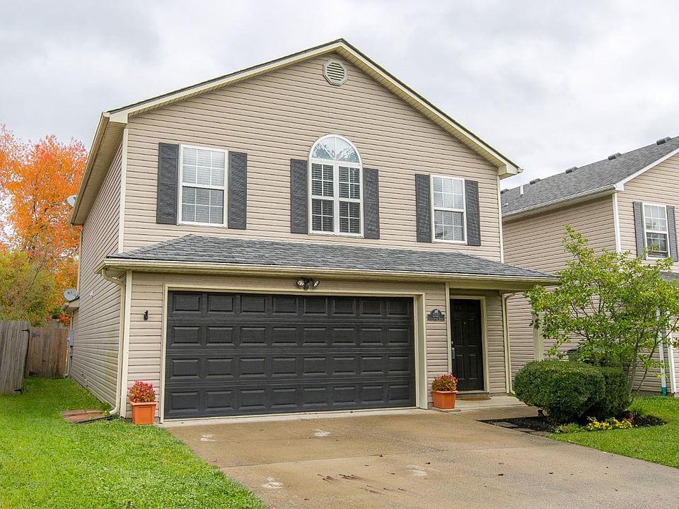 1st image of 2121 Curtiswood Dr