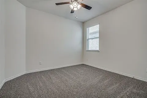10423 Fountain Gate St — Photo 7