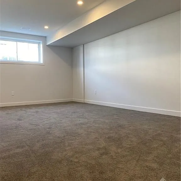 370 Walden Dr — Photo 34