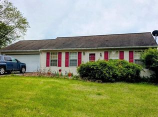 9933 Hoovers Hill Rd, Huntingdon, PA 16652