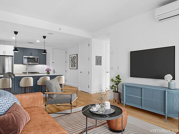2nd image of 364 Harman St APT 2A