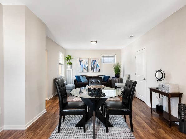 25 Aubrey St Floor 2