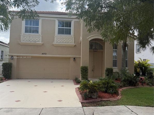 4973 SW 163rd Ave