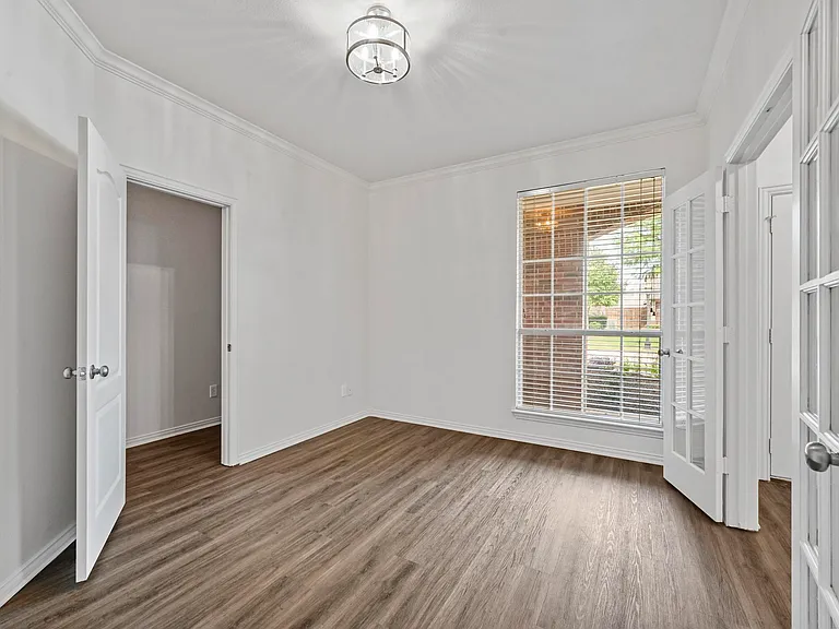 1711 Peregrine Dr — Photo 21