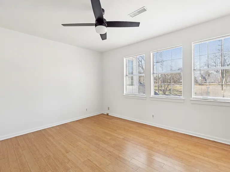 217 Walton Ferry Rd #108 — Photo 37