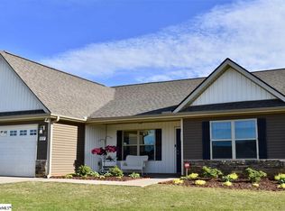 827 W Keepsake Ln, Inman, SC 29349