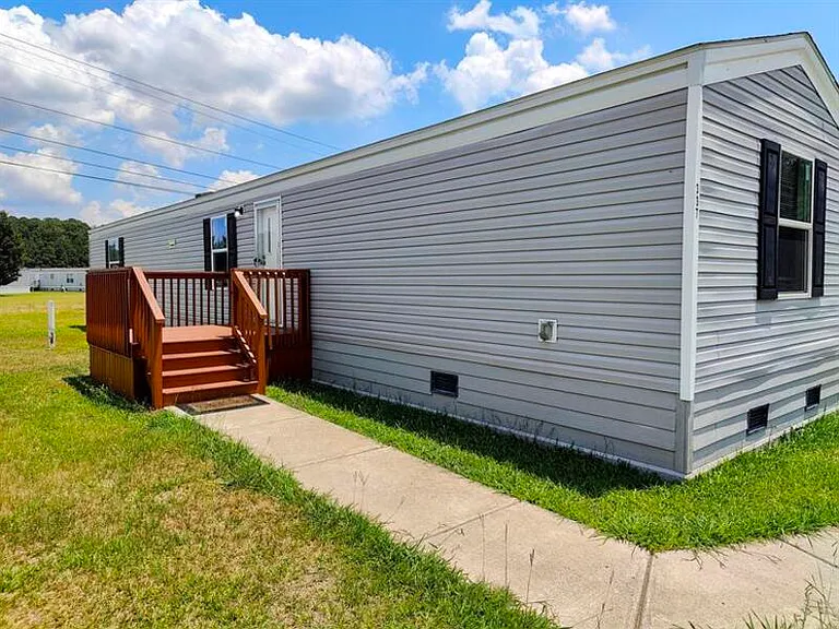 337 W Tower Ln — Photo 4