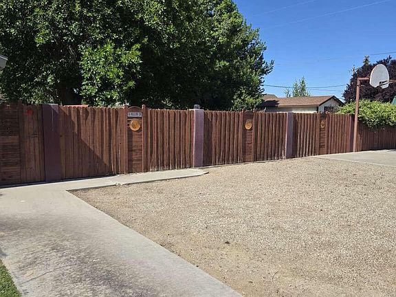 4th image of 14 Willow Dr