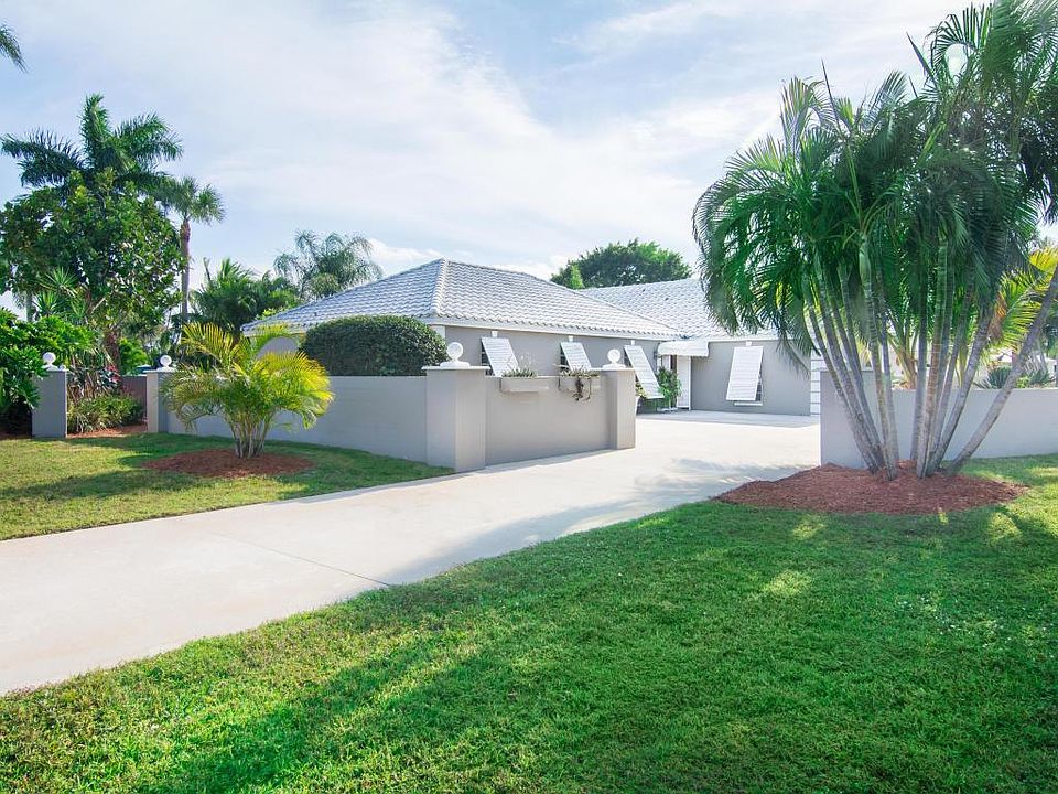 1st image of 16 Palmetto Way