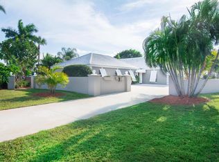 16 Palmetto Way, Tequesta, FL 33469