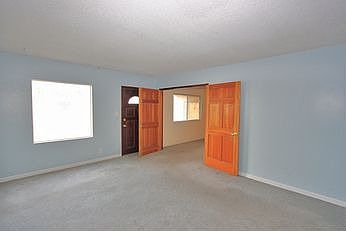 3rd image of 11836 Abingdon St