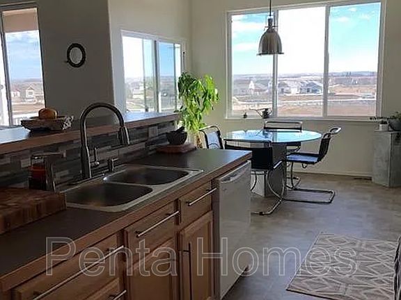 5th image of 2326 Forecastle Dr