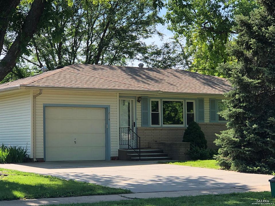 1st image of 2119 Norton St