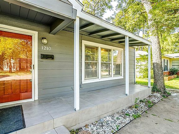 4th image of 1210 W Lovers Ln