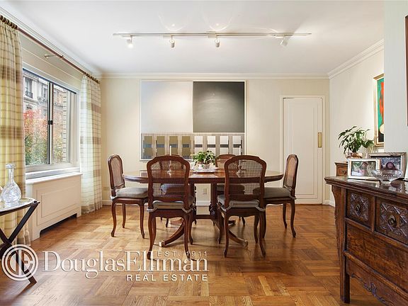 2nd image of 30 E 65th St APT 4B