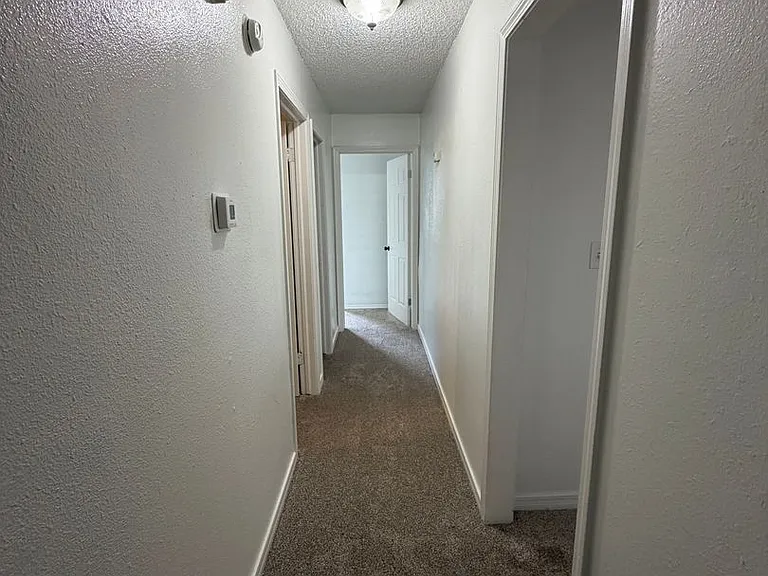 636 Earthside Dr — Photo 11