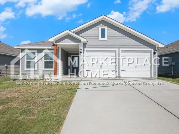 11012 Gray Mare Dr, Fort Worth, TX 76108