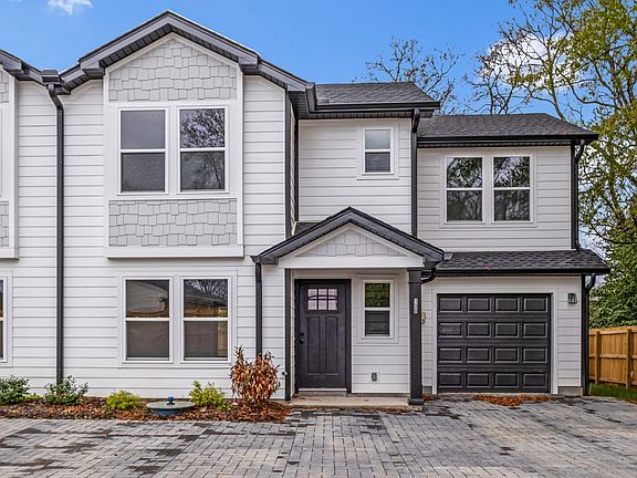 4th image of 149 Trigg Ave N #150