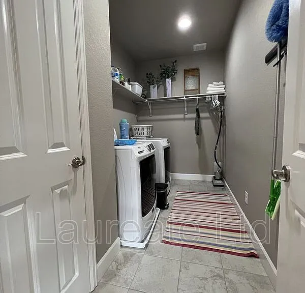 10035 Atlanta St — Photo 16