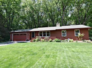326 Cimarron Rd, Apple Valley, MN 55124