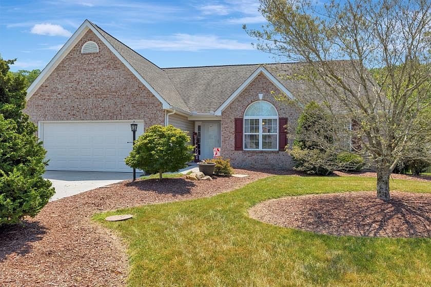 1st image of 1572 Mandrell Dr