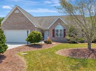 1572 Mandrell Dr, Knoxville, TN 37918